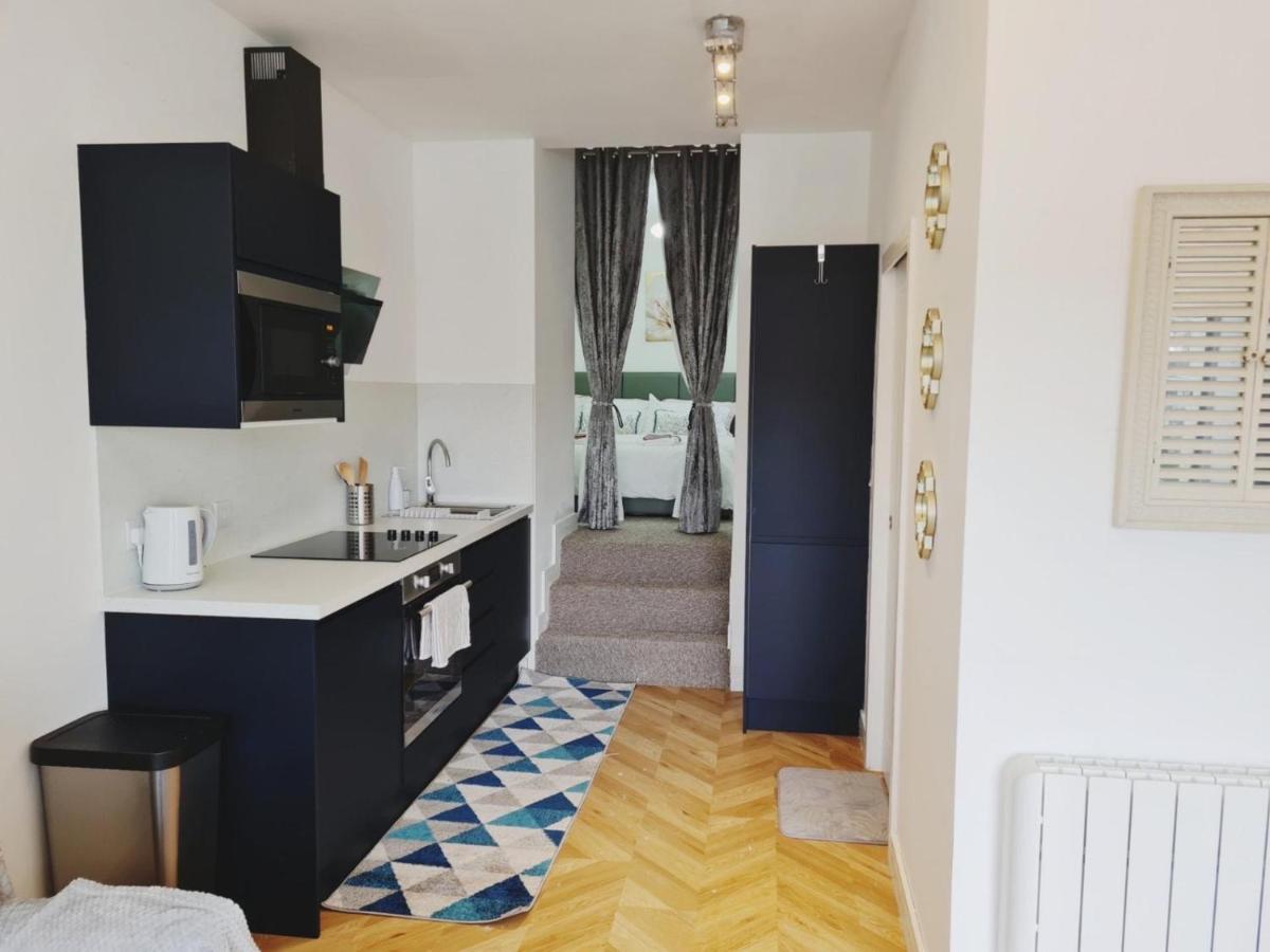 Апартаменти Penlea 1-Bed Flat With Harbour View In Tarbert Тарберт Екстер'єр фото